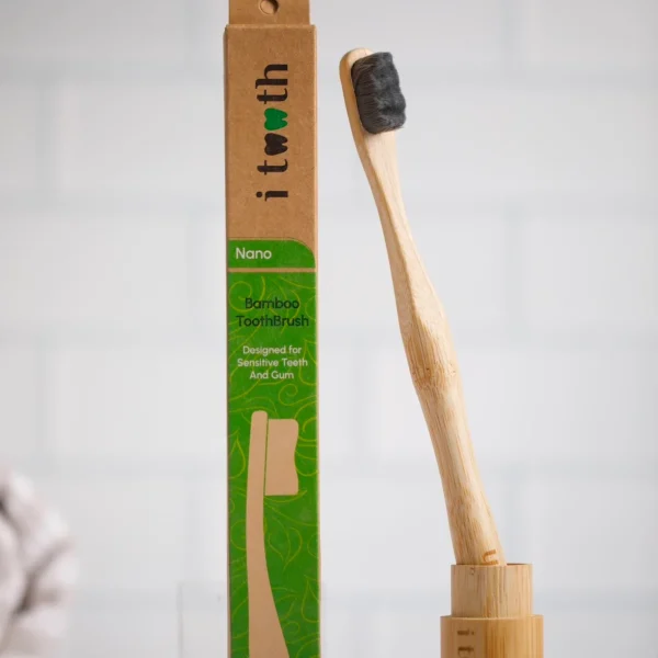 i tooth Bamboo Toothbrush black color | اي توث فرشاة الأسنان المصنوعة من الخيزران لون اسود