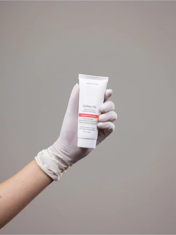 ⁦CEUTICOZ Curalite Lightening Cream - 50g | سيوتيكوز كورالايت كريم تفتيح البشرة - 50 غرام⁩ - الصورة ⁦4⁩